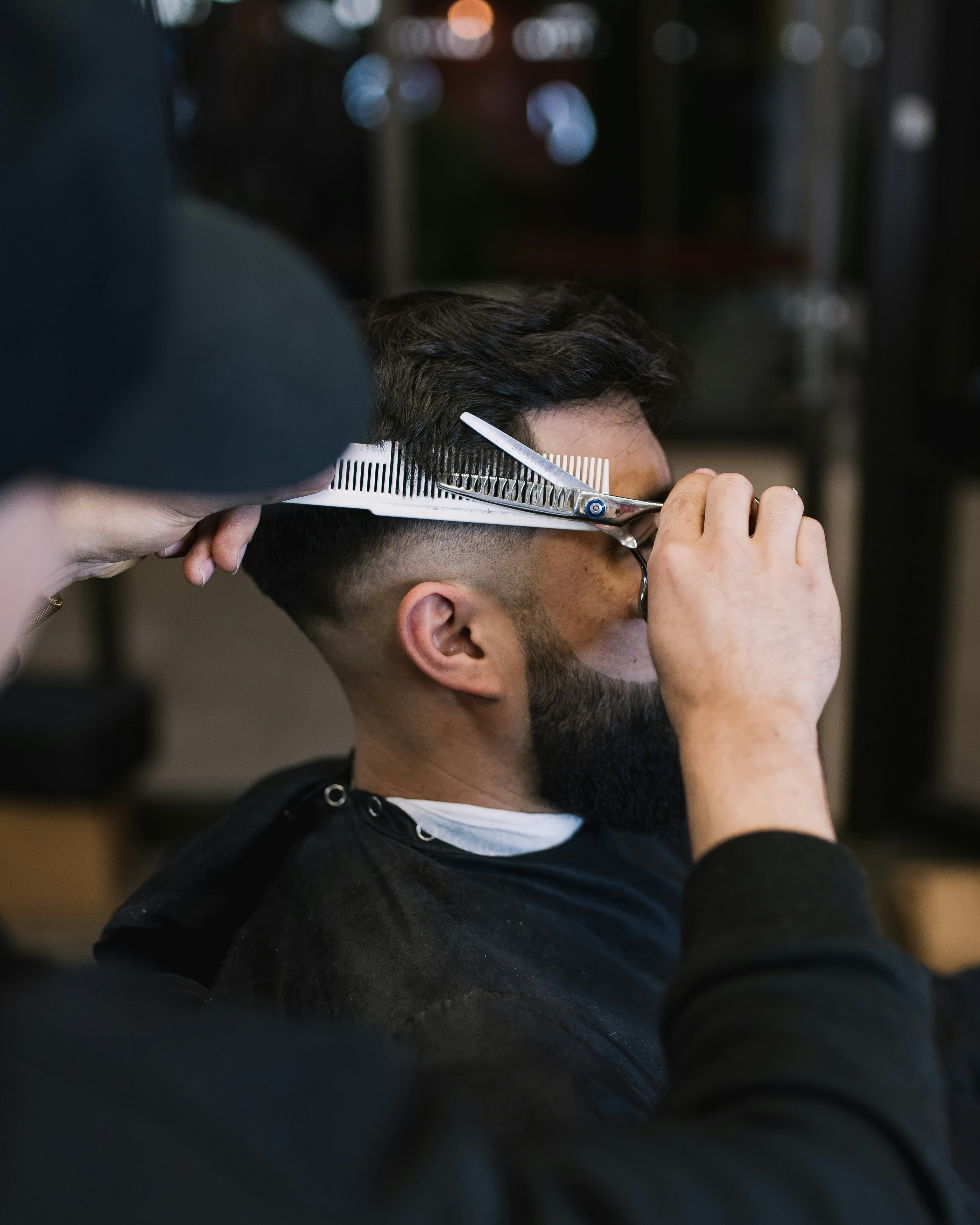 Barber la lucru